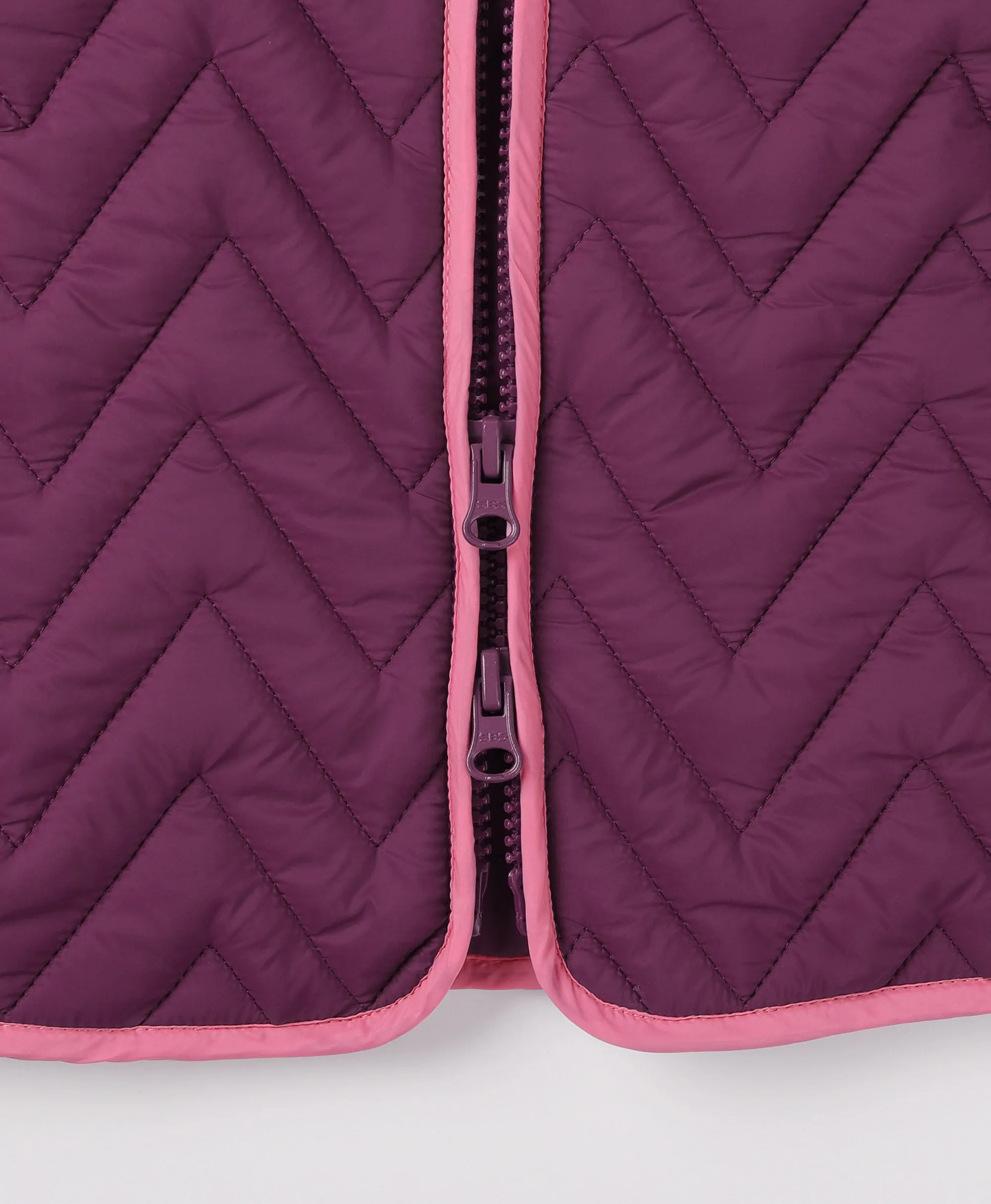 Women's Heated Chevron Quilted Vest - Black / Purple